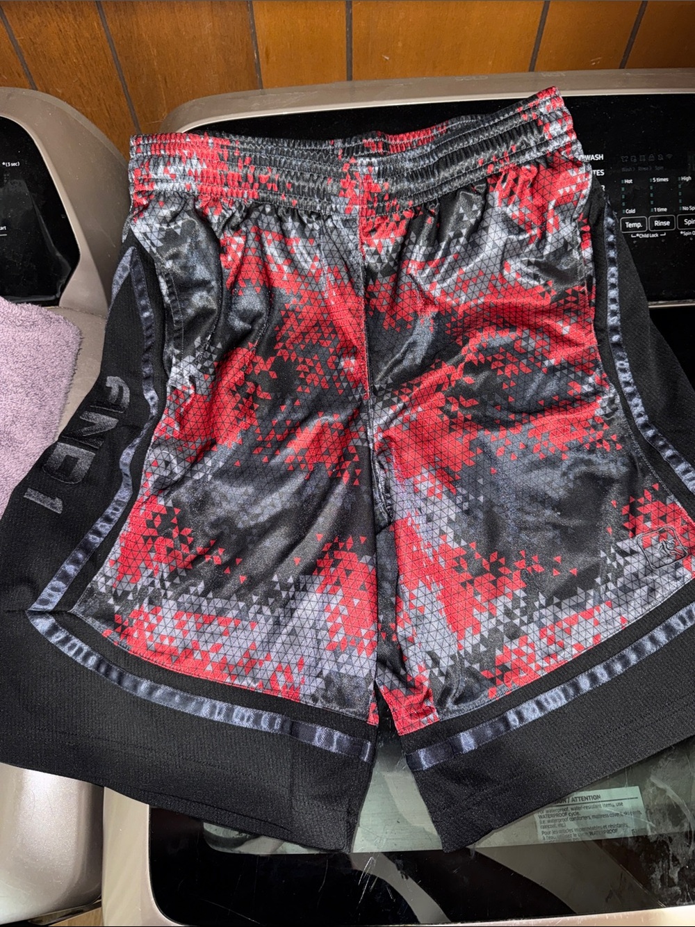 And1 Red & Black Geometric Print Athletic Shorts